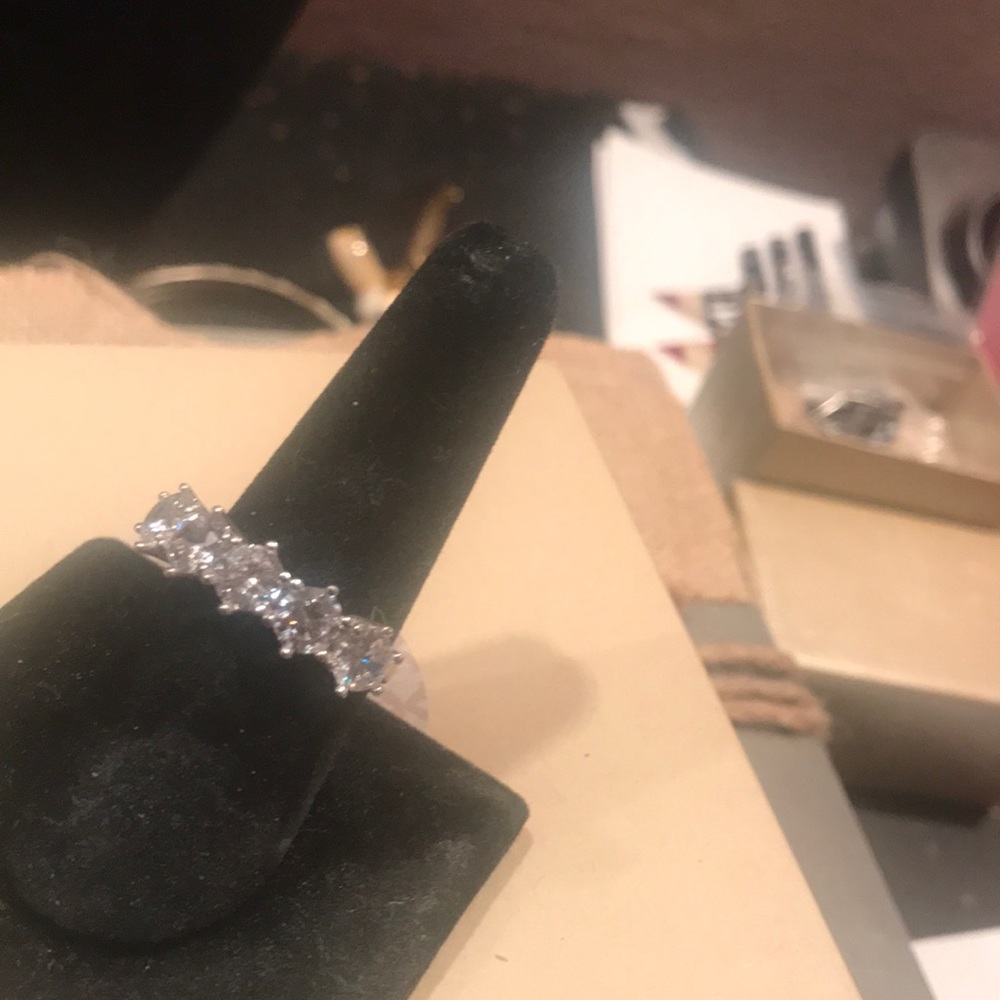 New in box sterling silver ring